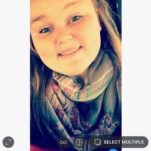 Meet your Posher, Lindy